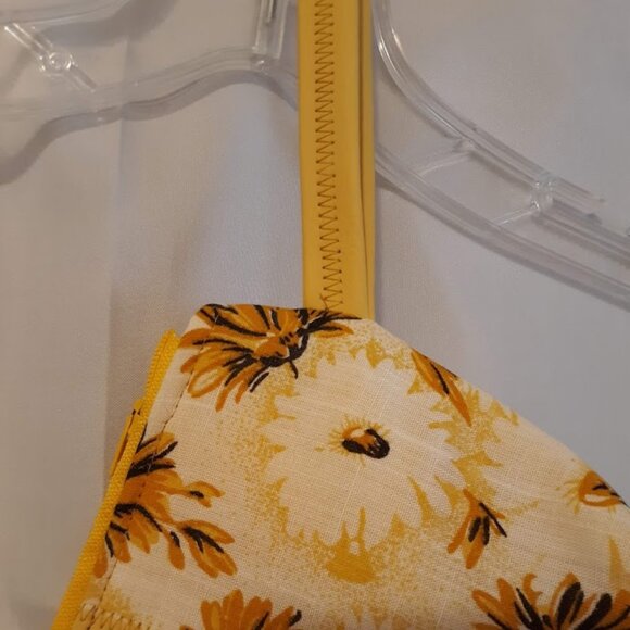 New Sunflower theme Vinyl trim Clutch travel make-up bag Wristlet cosmetics case - Picture 8 of 8